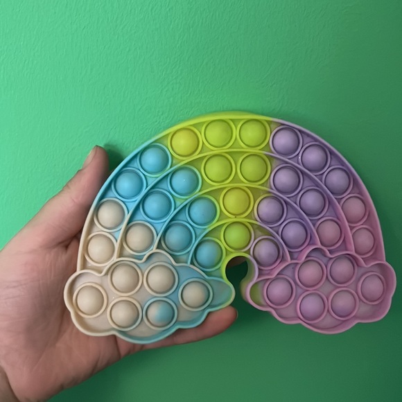Bumblebee pop it,rainbow pop it,pop it fidget spinner😊😊 - Picture 2 of 3